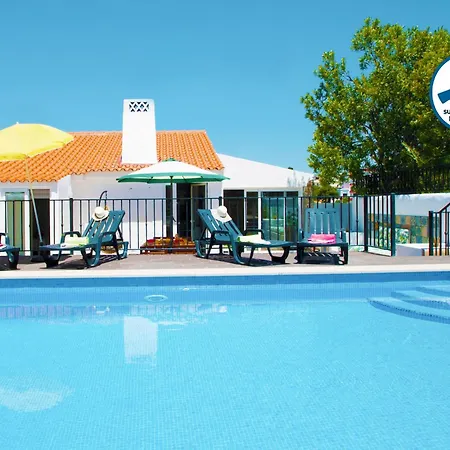 With Heatable Pool *